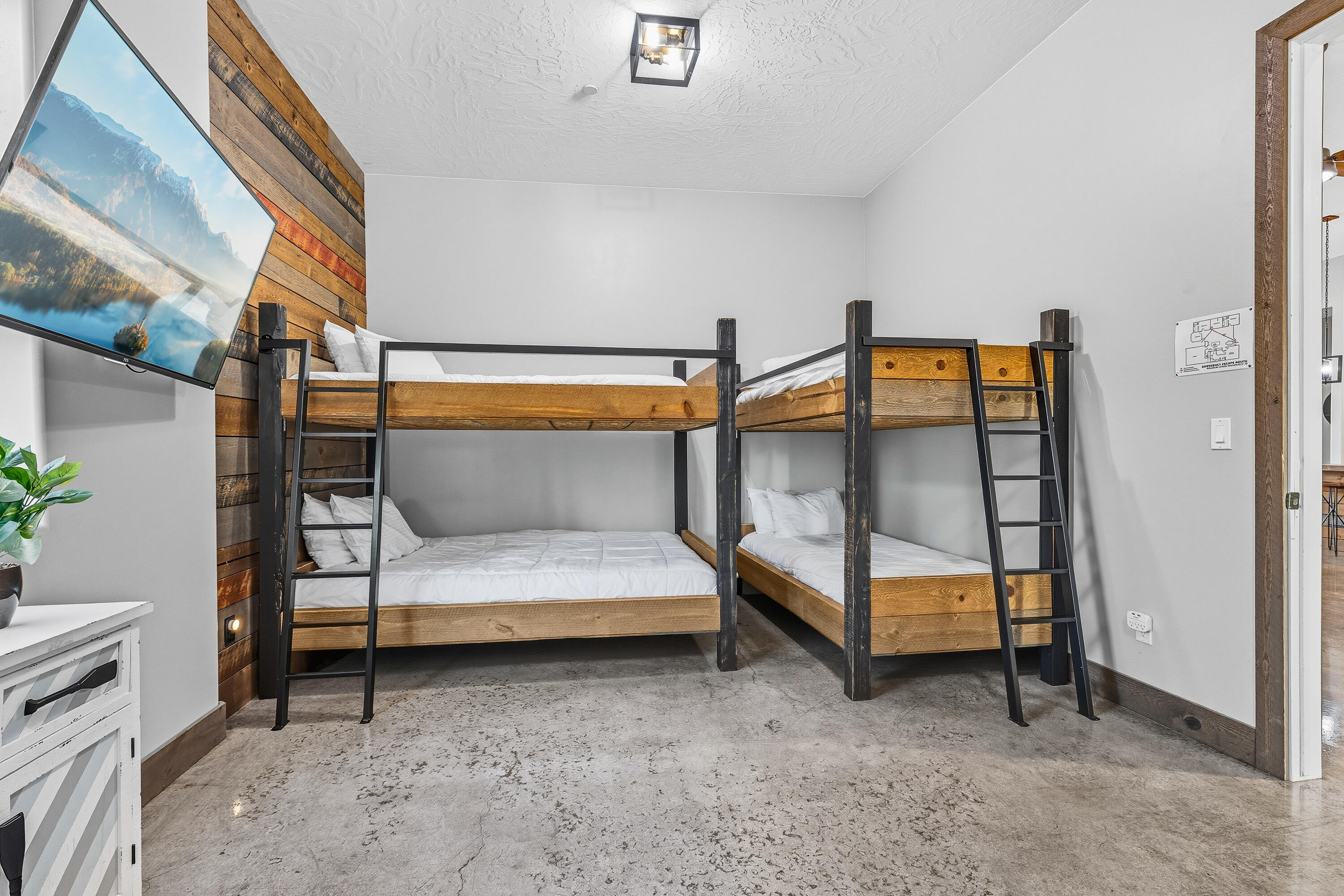 RETREAT AT SAND HOLLOW RESORT - Residential