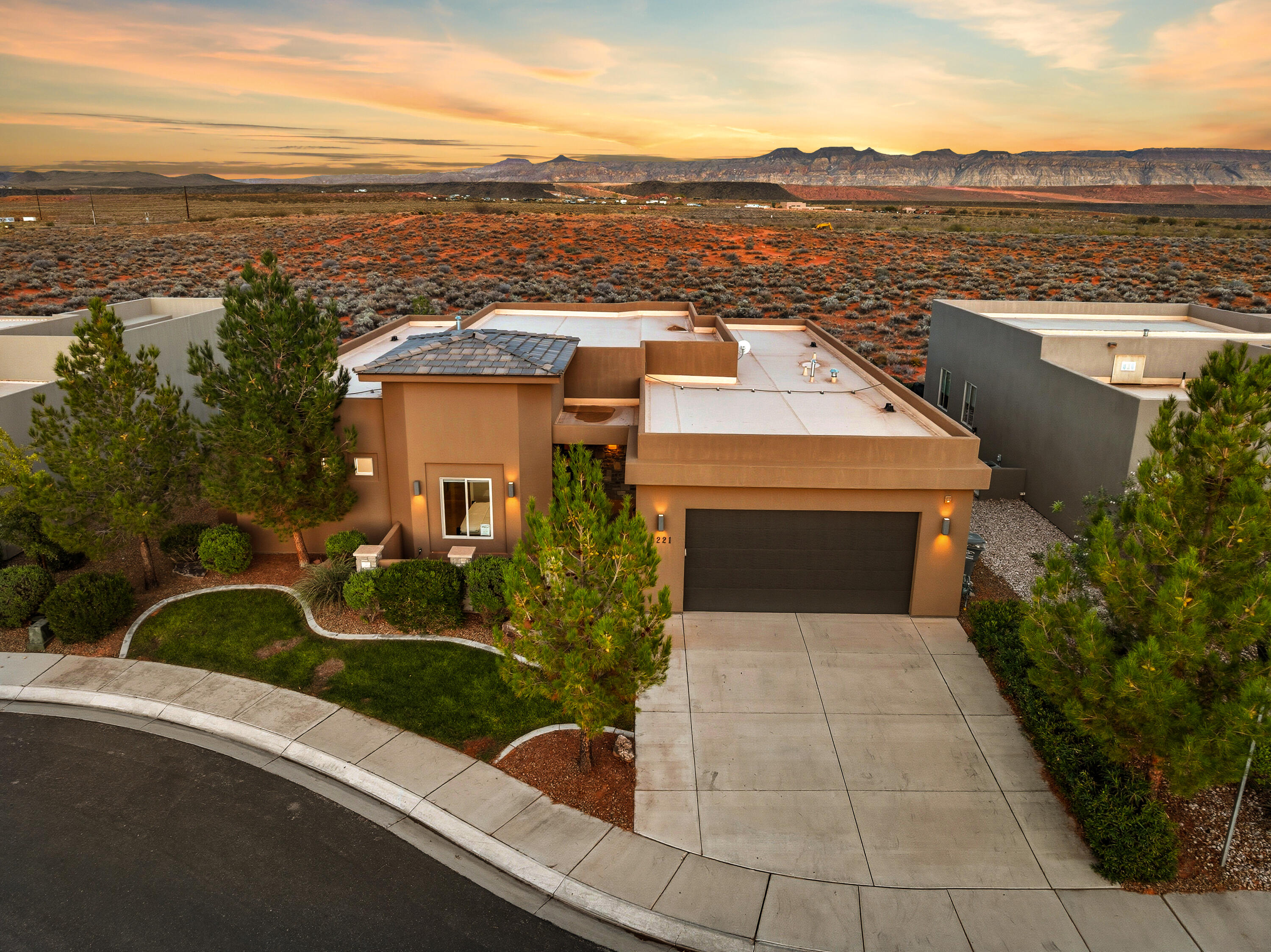 RETREAT AT SAND HOLLOW RESORT - Residential