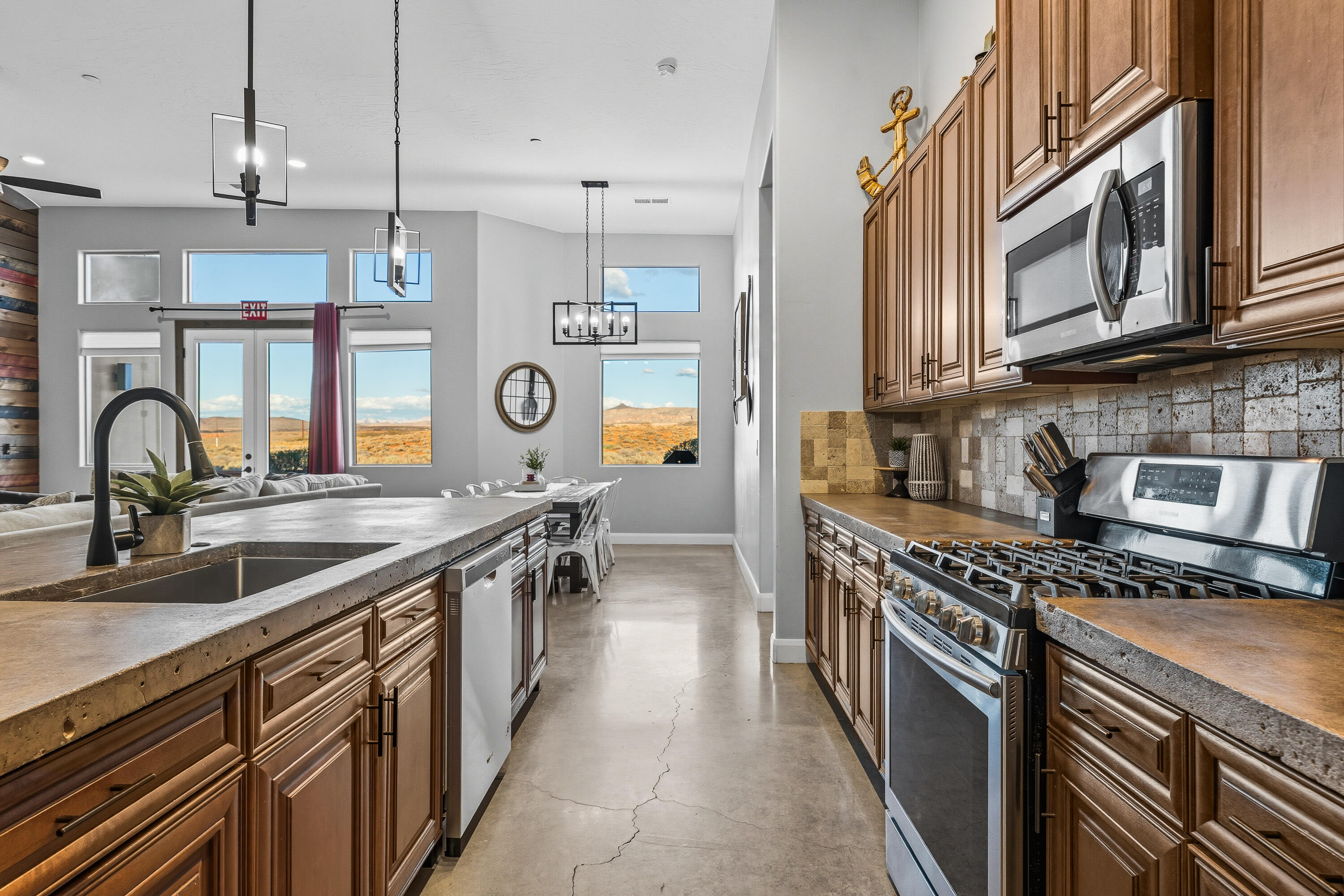 RETREAT AT SAND HOLLOW RESORT - Residential