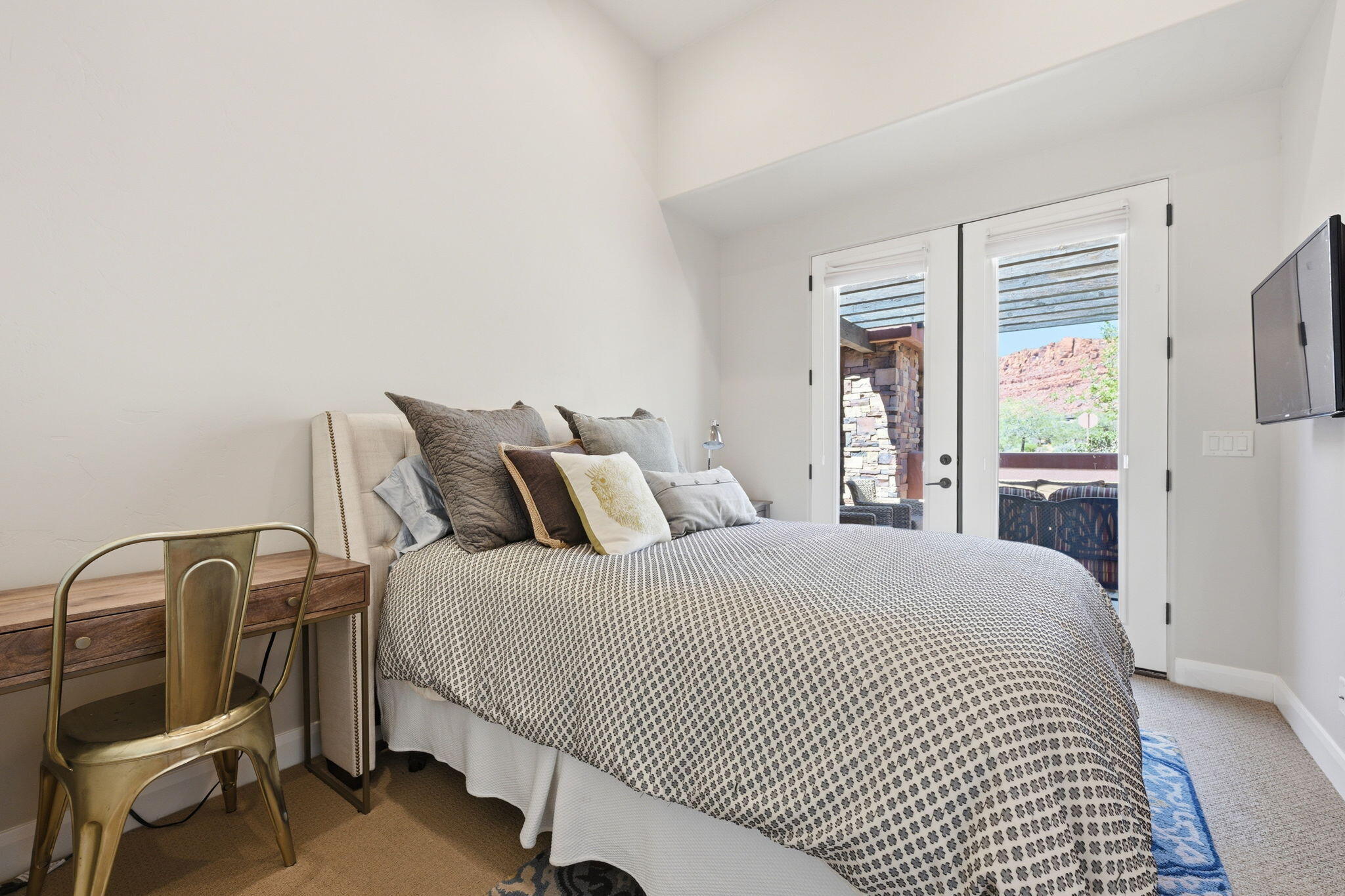 KACHINA SPRINGS EAST AT ENTRADA - Residential