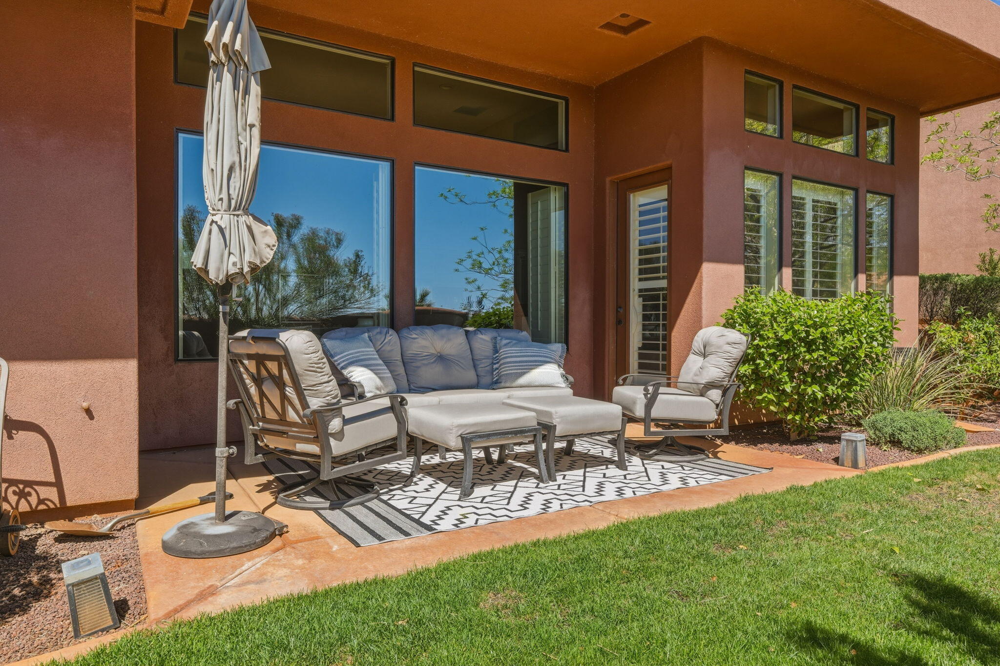 KACHINA SPRINGS EAST AT ENTRADA - Residential