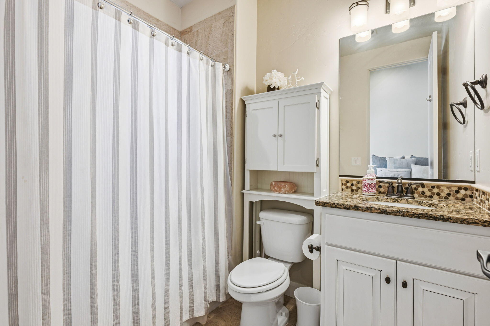 KACHINA SPRINGS EAST AT ENTRADA - Residential