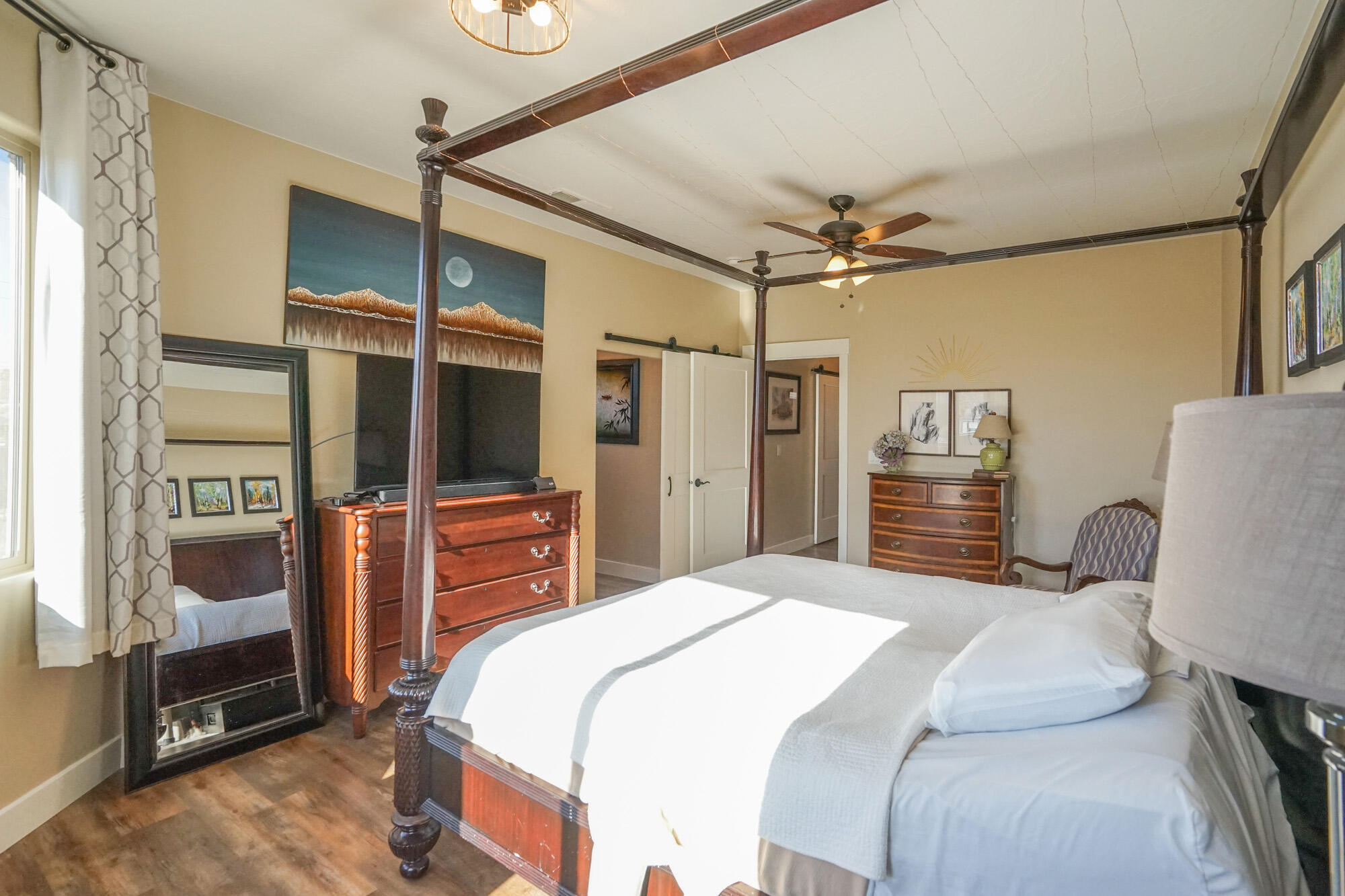 CORNERSTONE - Residential