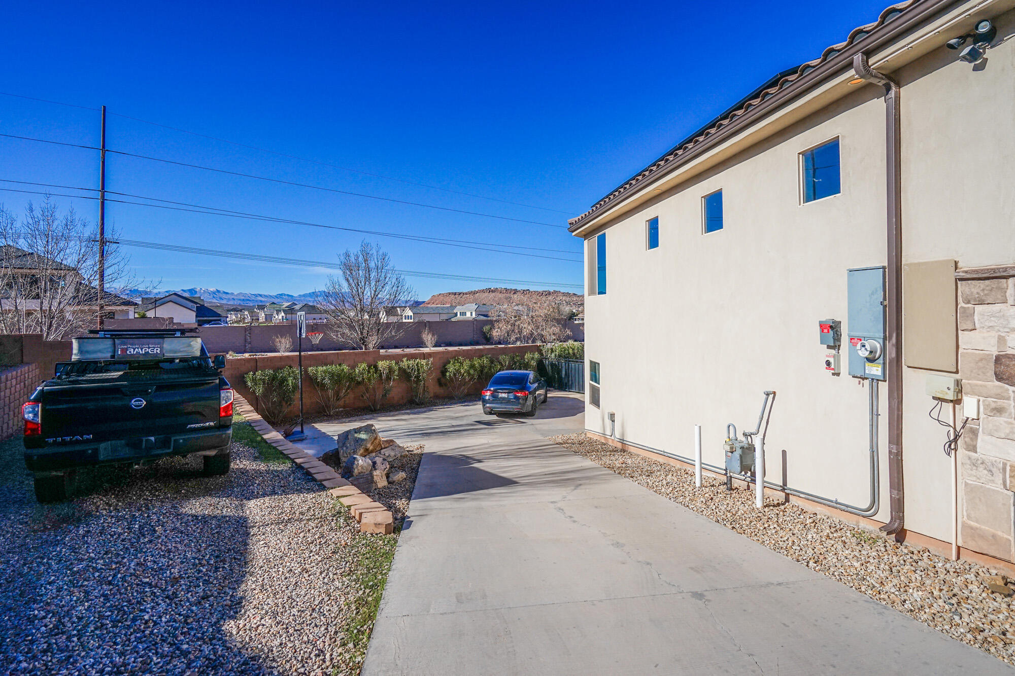 CORNERSTONE - Residential