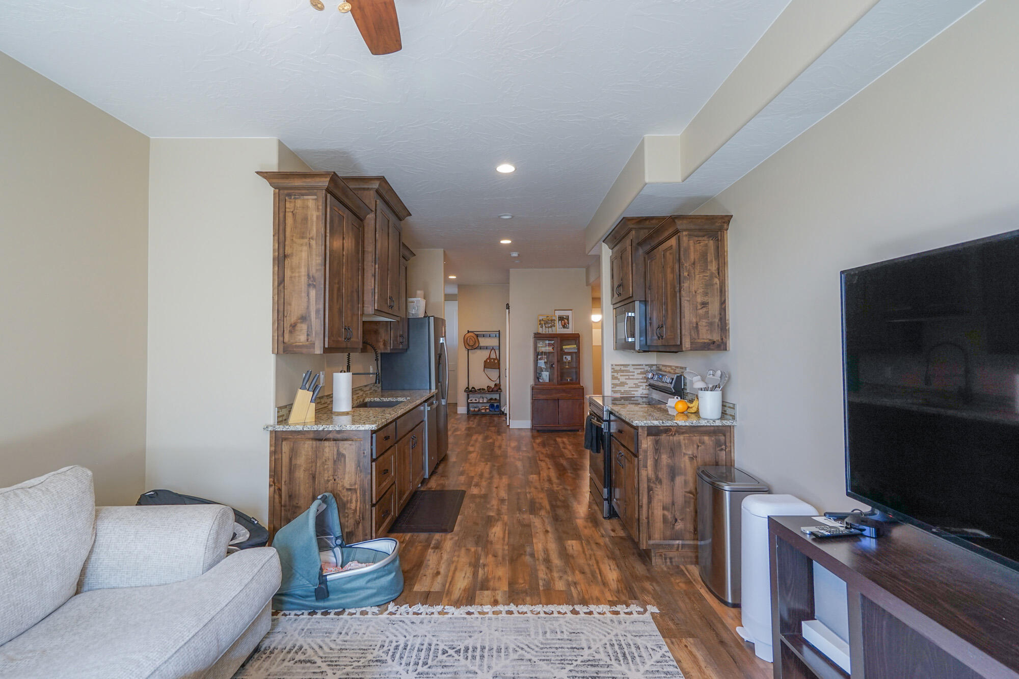 CORNERSTONE - Residential