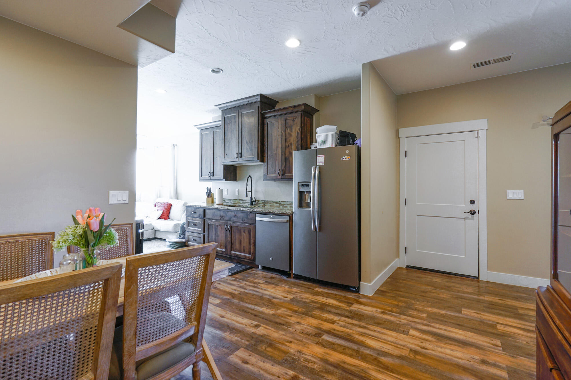 CORNERSTONE - Residential