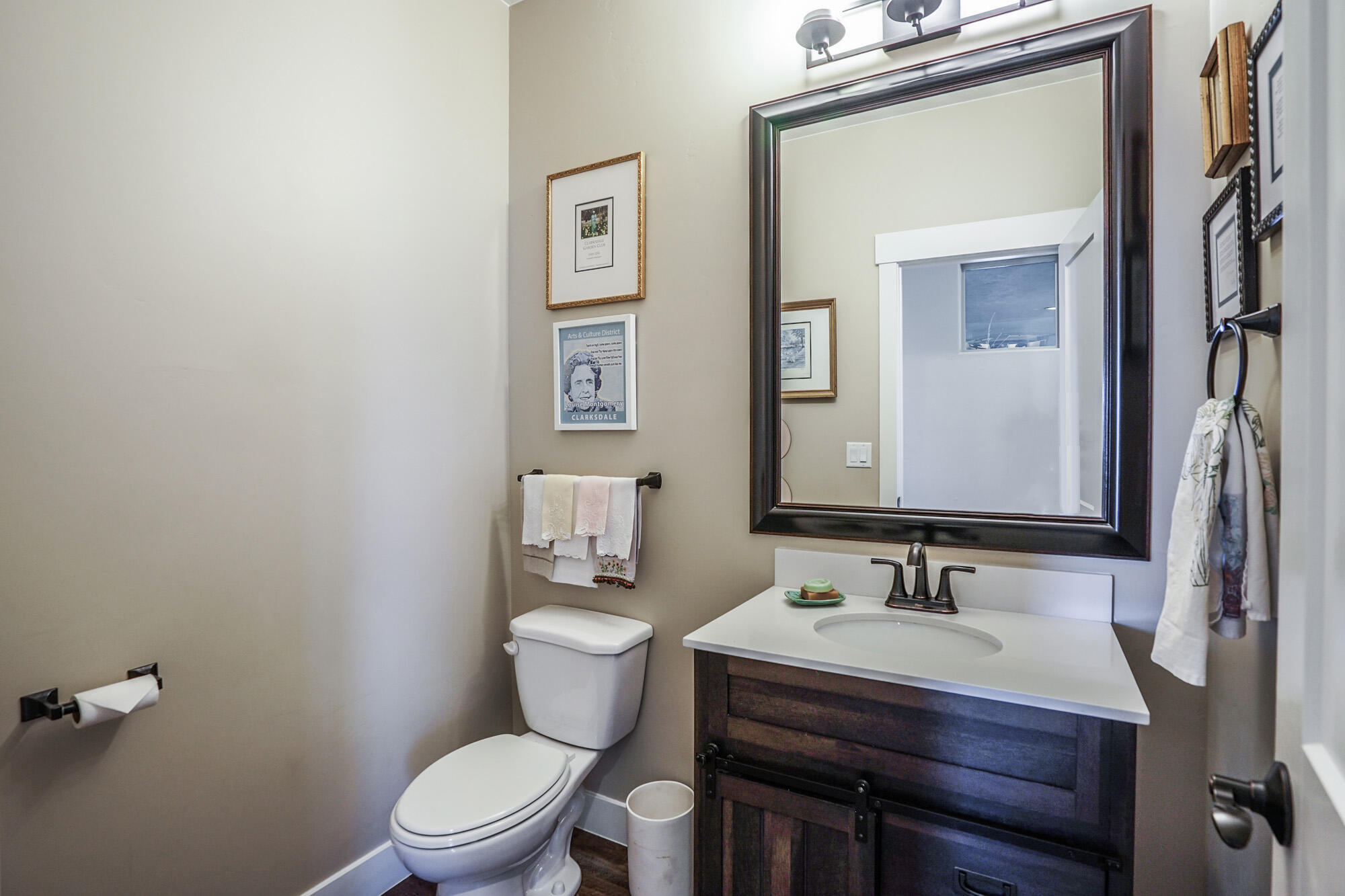 CORNERSTONE - Residential