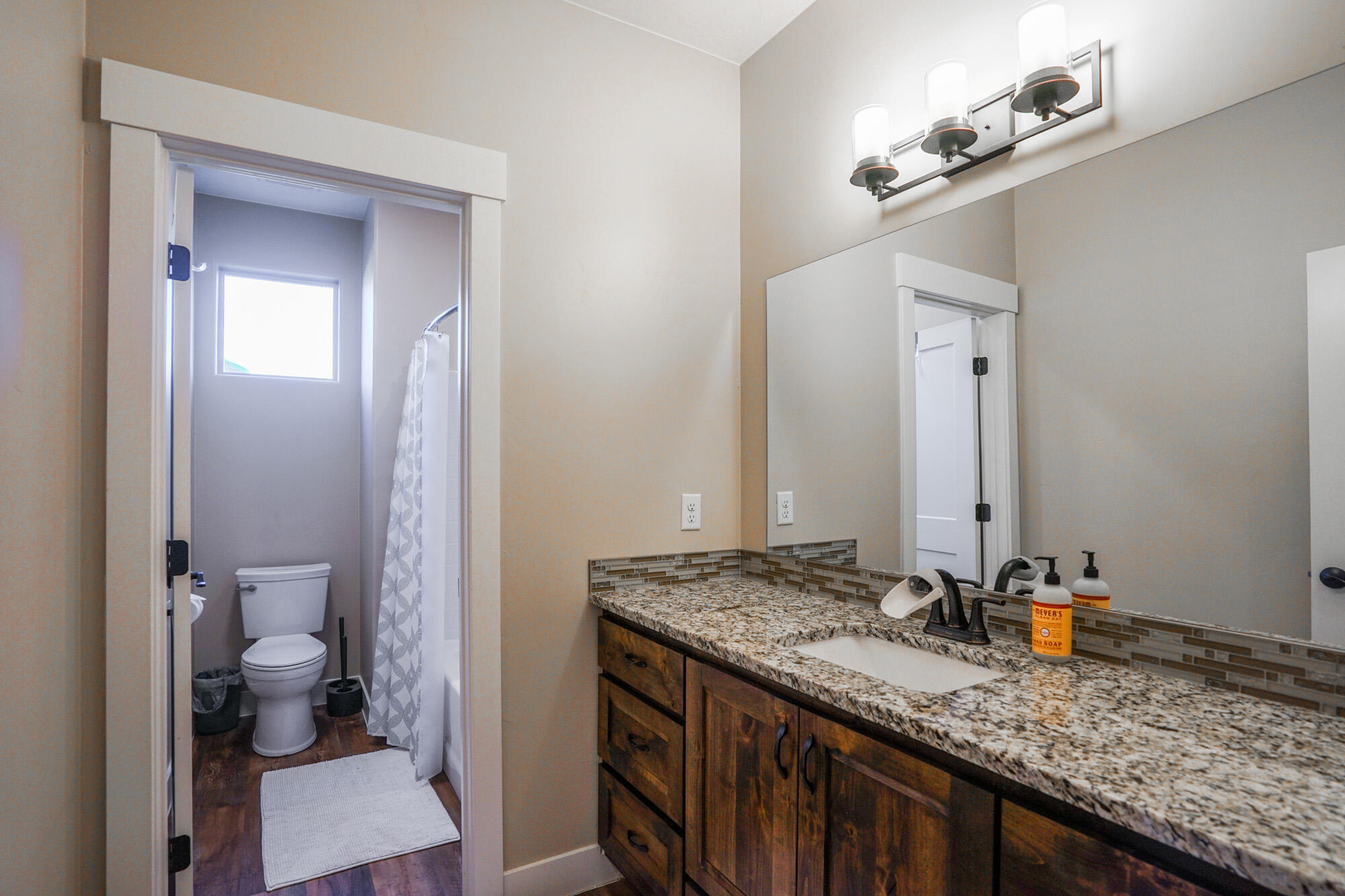 CORNERSTONE - Residential