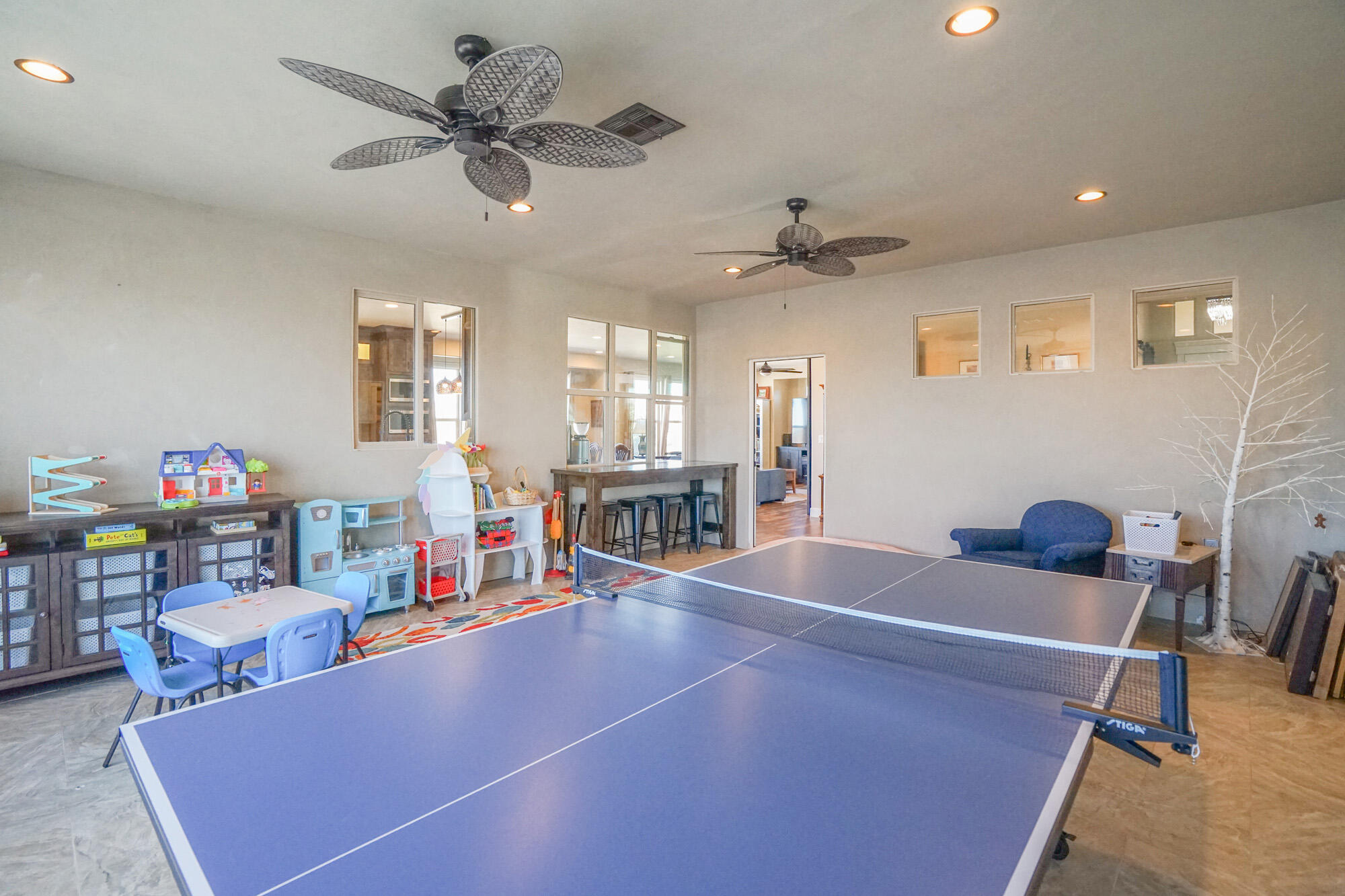 CORNERSTONE - Residential