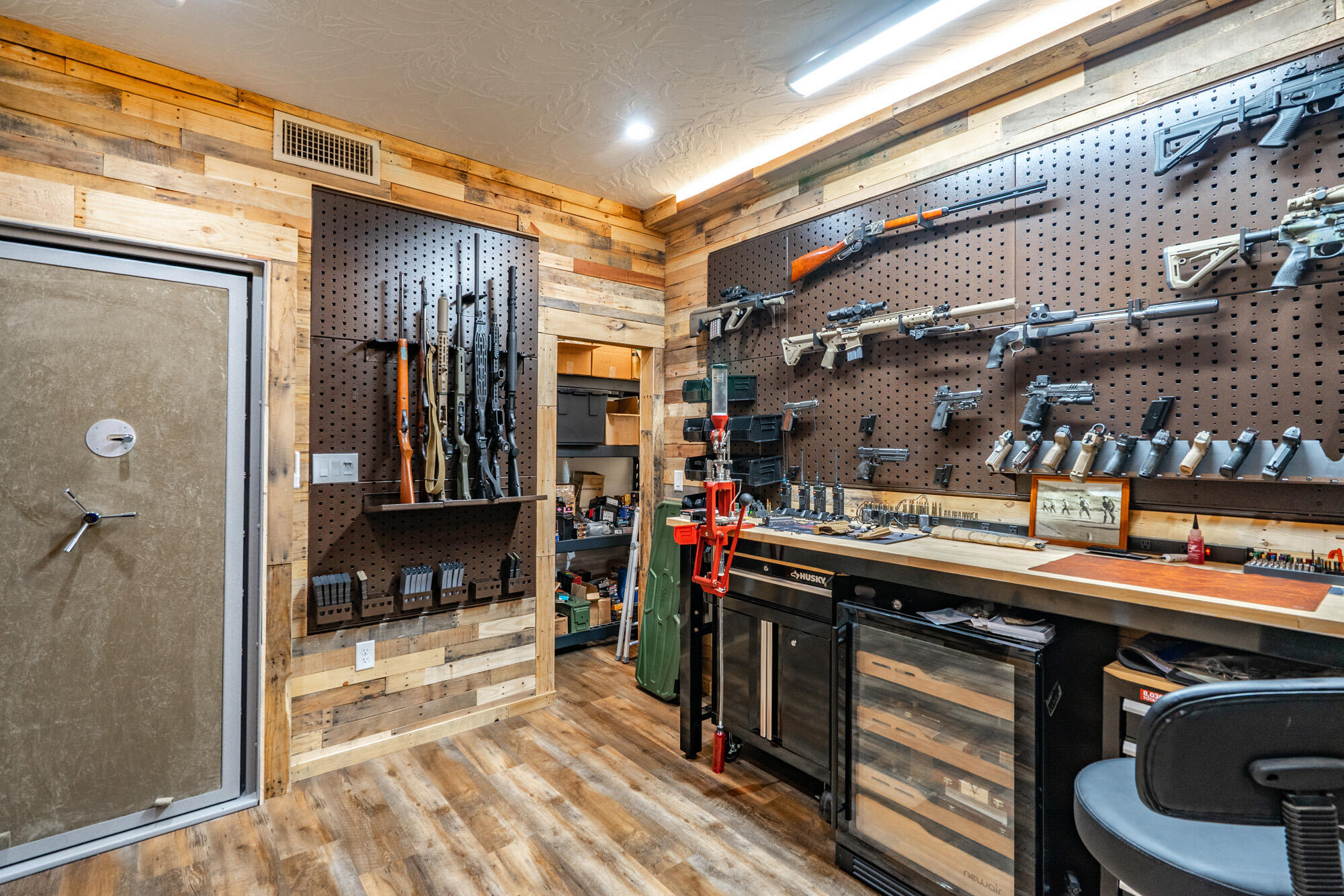 CORNERSTONE - Residential