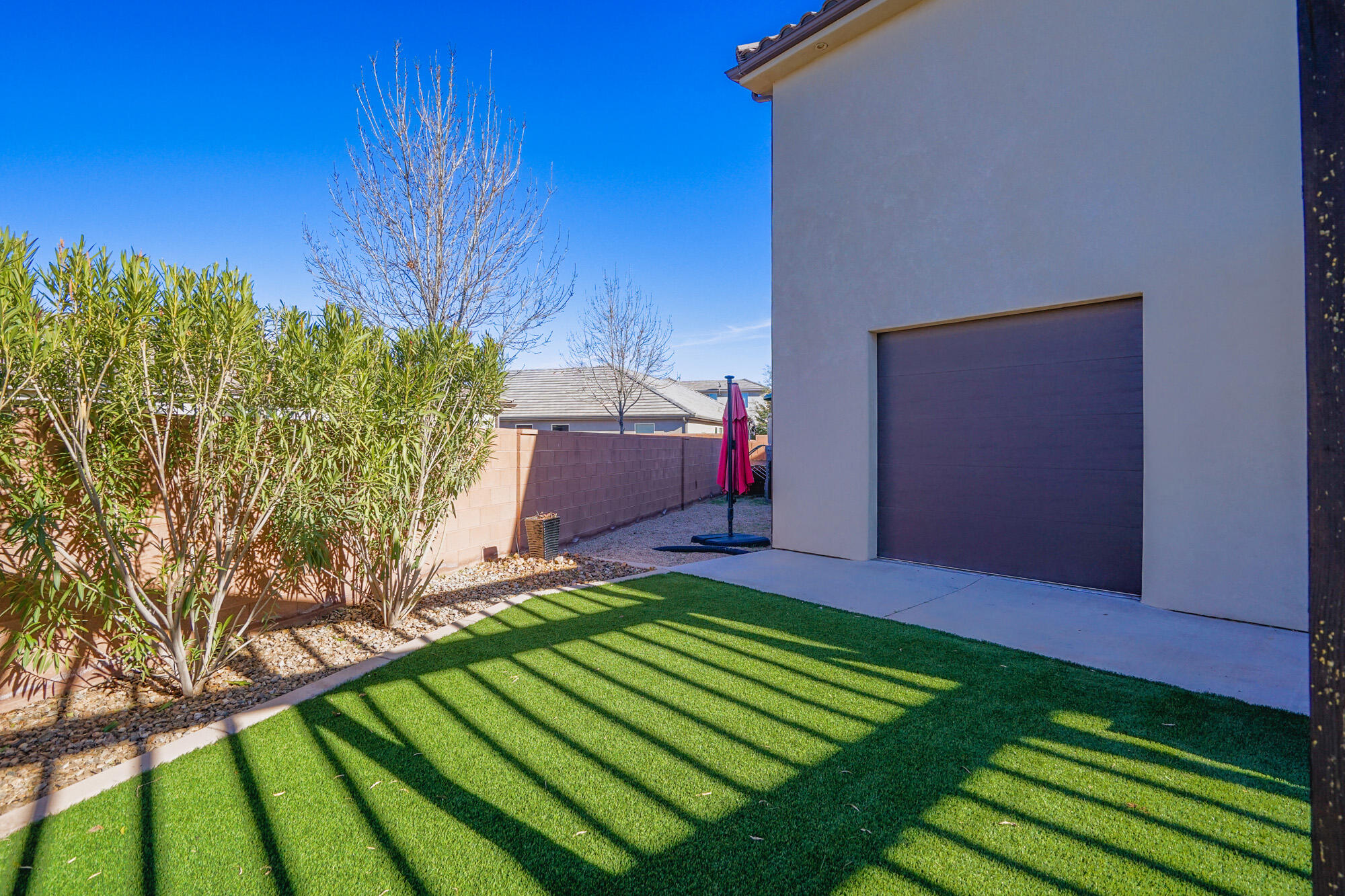 CORNERSTONE - Residential