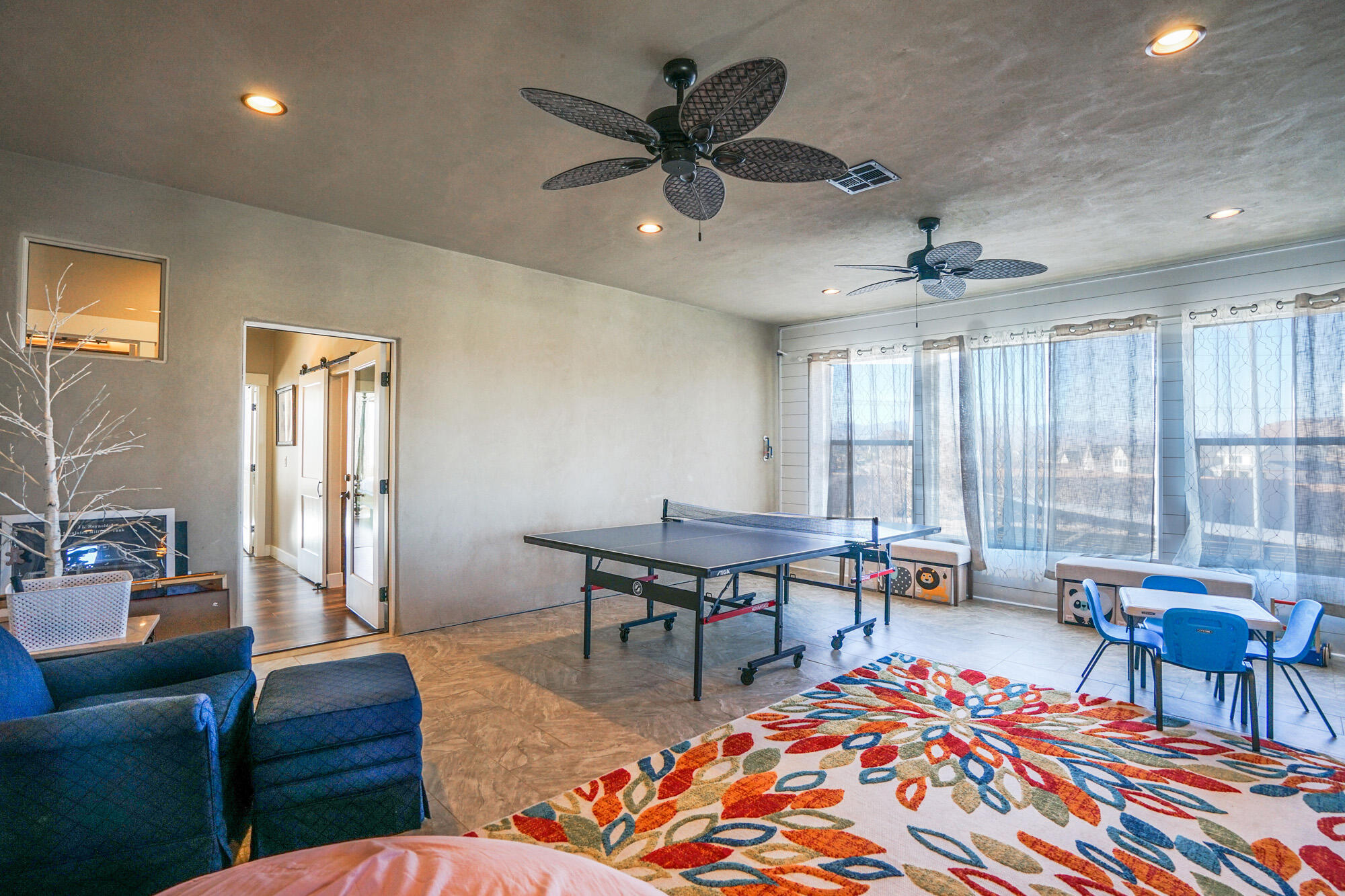 CORNERSTONE - Residential