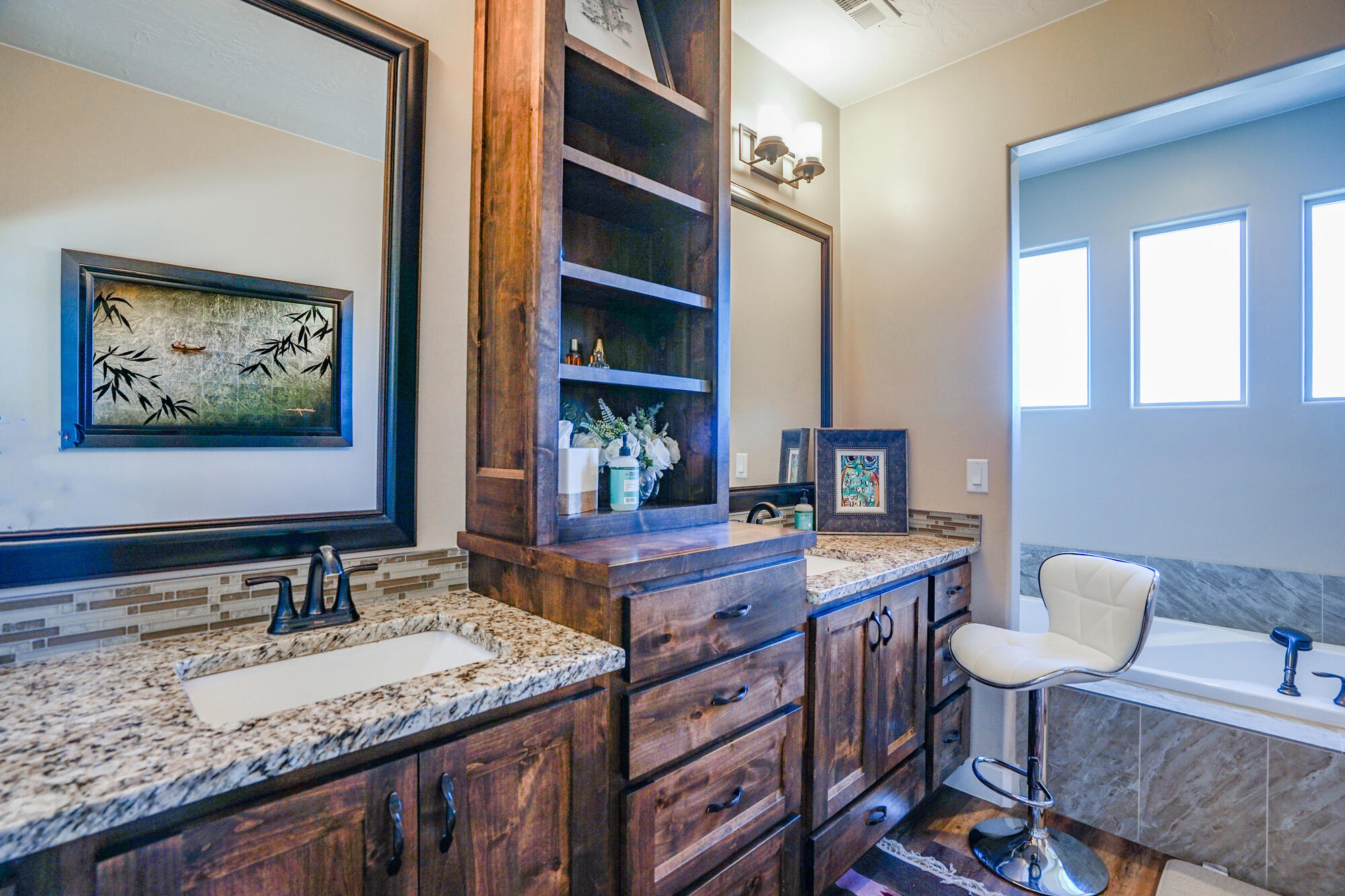 CORNERSTONE - Residential