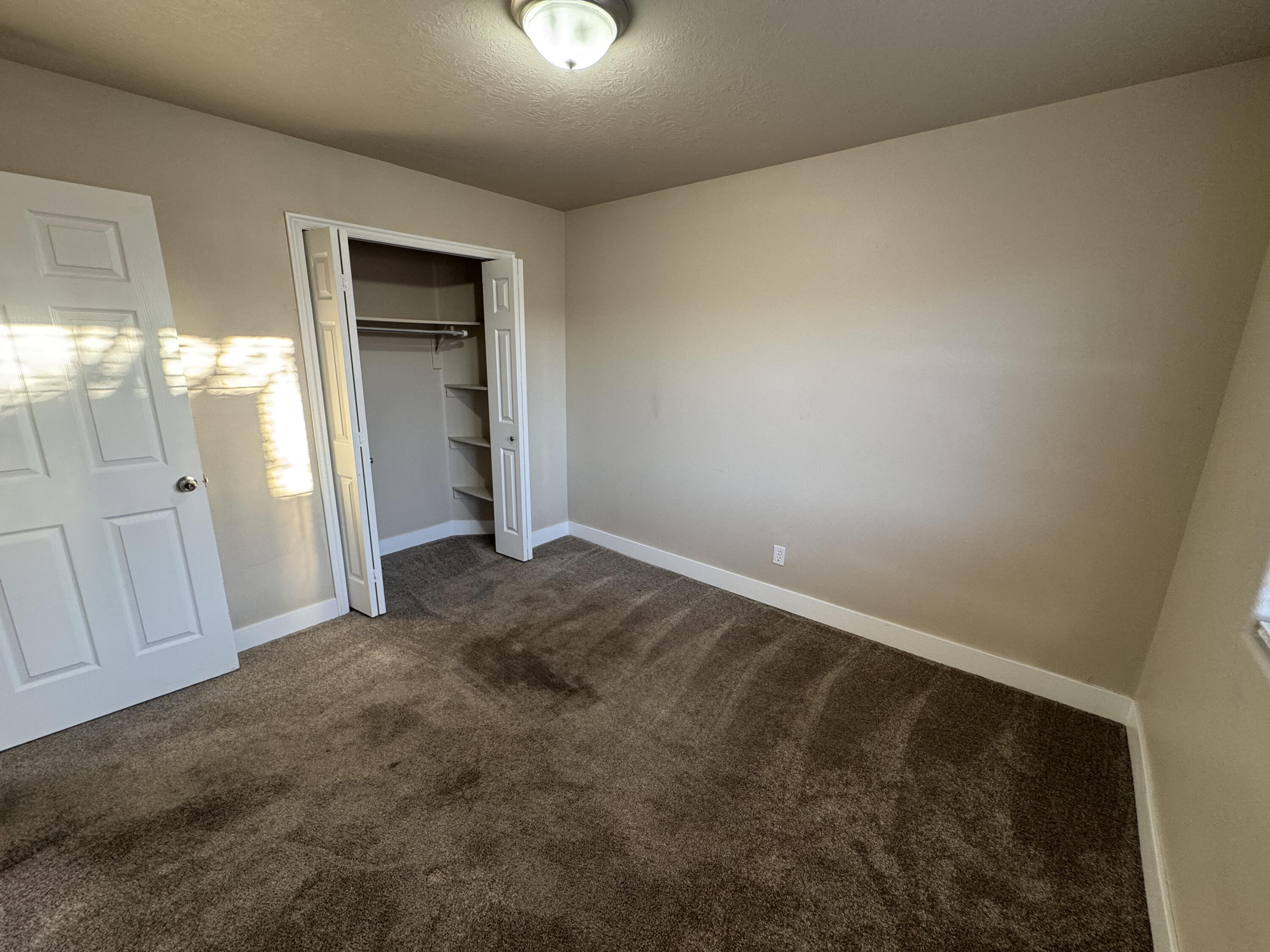 SPANISH GARDENS - Residential