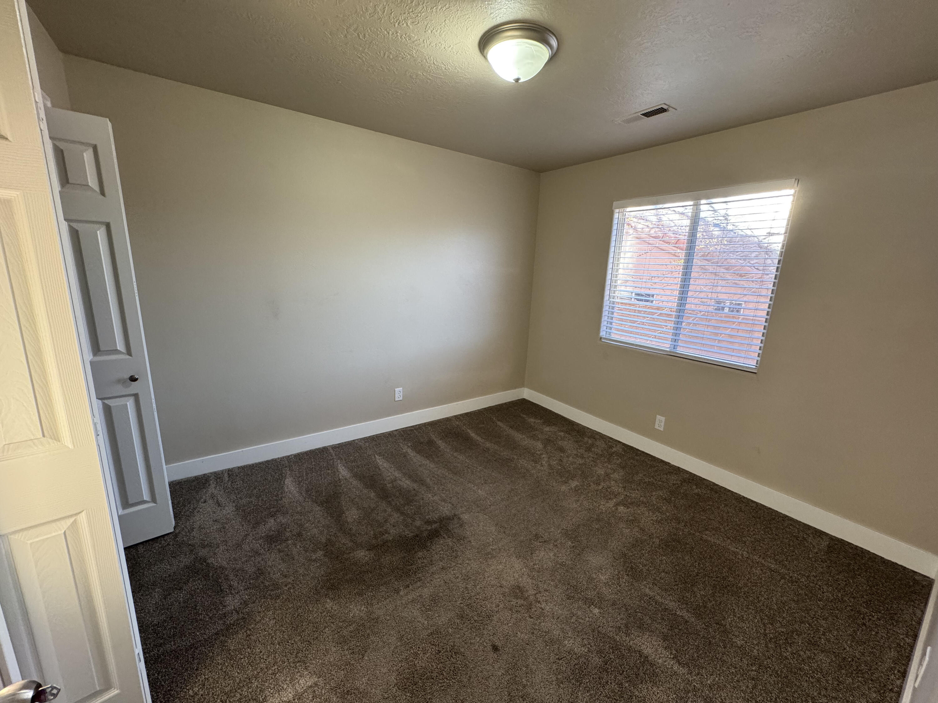 SPANISH GARDENS - Residential