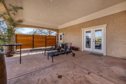 Tiny photo for 2497 River CIR, Santa Clara, UT 84765 (MLS # 26-276849)
