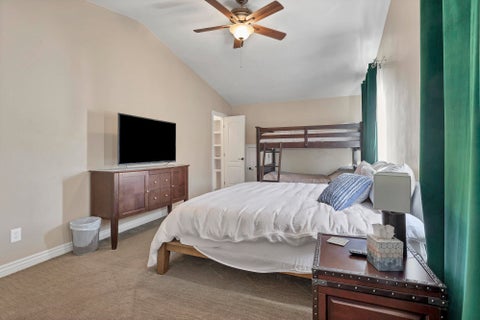 Tiny photo for 2497 River CIR, Santa Clara, UT 84765 (MLS # 26-276849)