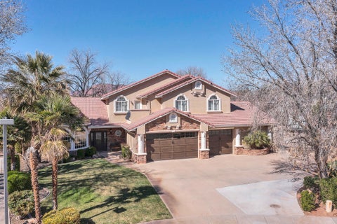 Tiny photo for 2497 River CIR, Santa Clara, UT 84765 (MLS # 26-276849)