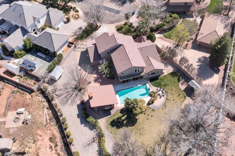 Tiny photo for 2497 River CIR, Santa Clara, UT 84765 (MLS # 26-276849)
