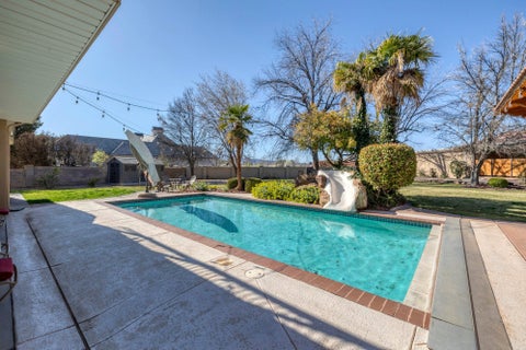 Tiny photo for 2497 River CIR, Santa Clara, UT 84765 (MLS # 26-276849)
