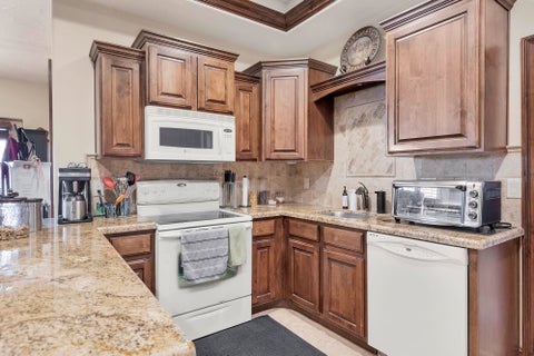 Tiny photo for 2497 River CIR, Santa Clara, UT 84765 (MLS # 26-276849)