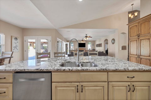 Tiny photo for 2497 River CIR, Santa Clara, UT 84765 (MLS # 26-276849)