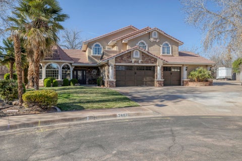 Tiny photo for 2497 River CIR, Santa Clara, UT 84765 (MLS # 26-276849)