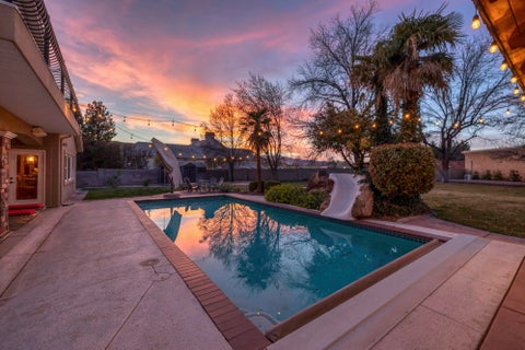 Tiny photo for 2497 River CIR, Santa Clara, UT 84765 (MLS # 26-276849)