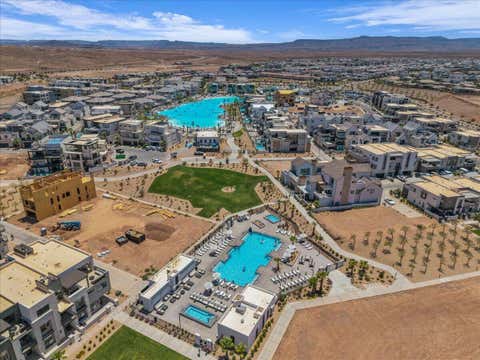 Tiny photo for 5801 S Garnet DR 2-301 #2-301, Saint George, UT 84790 (MLS # 26-274133)