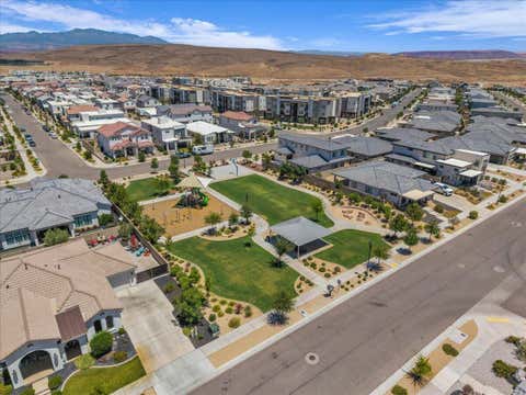 Tiny photo for 5801 S Garnet DR 2-301 #2-301, Saint George, UT 84790 (MLS # 26-274133)