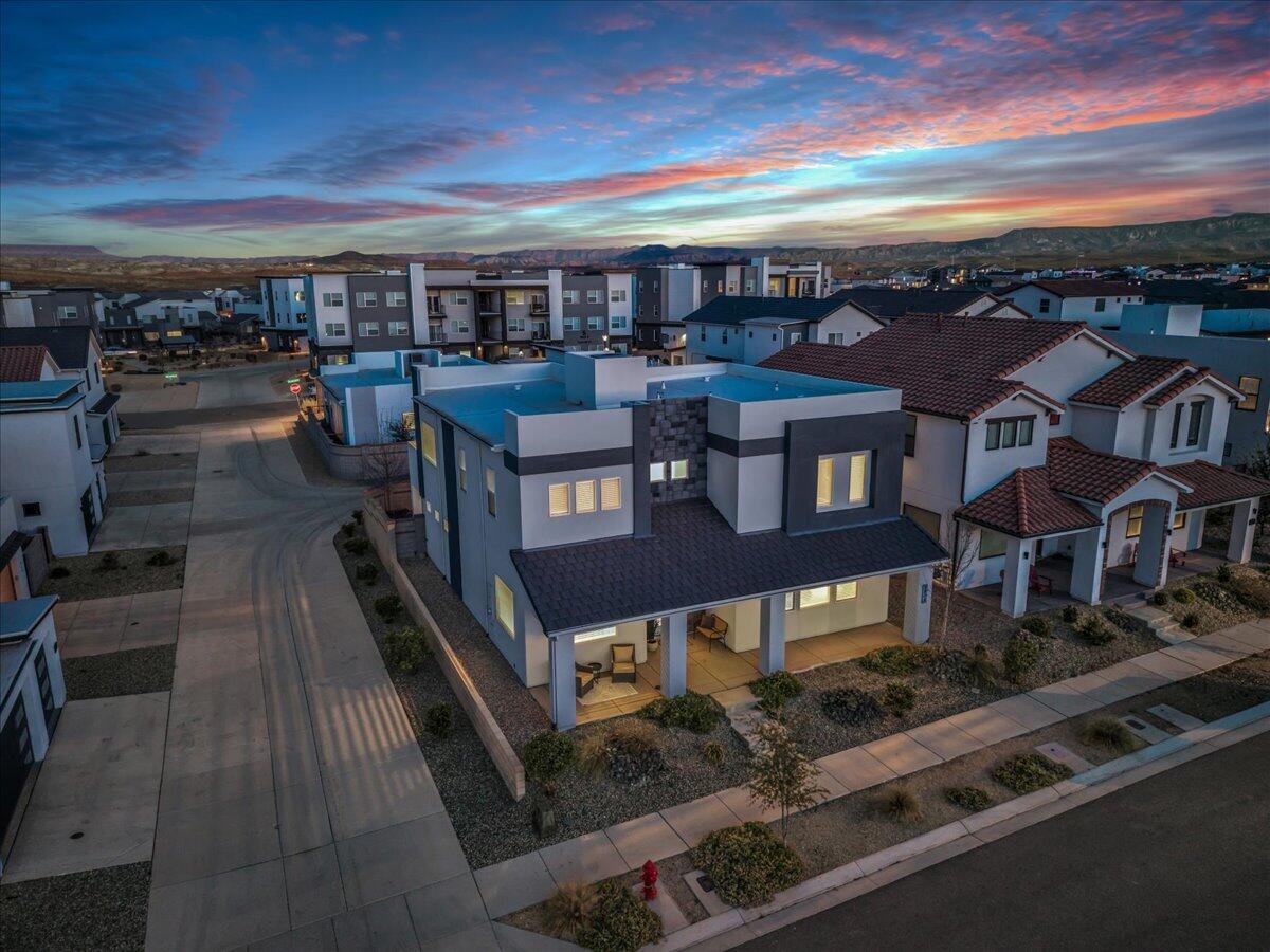 AUBURN HILLS - Residential