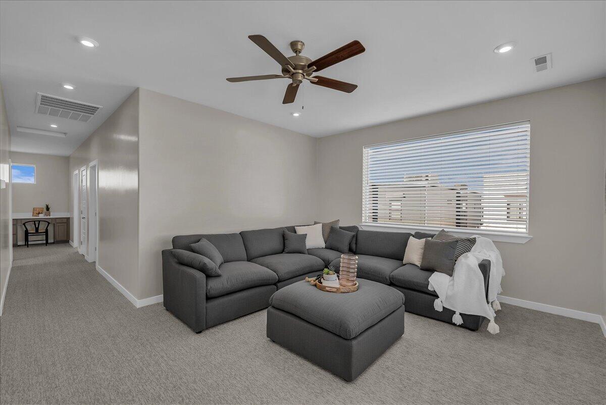 AUBURN HILLS - Residential