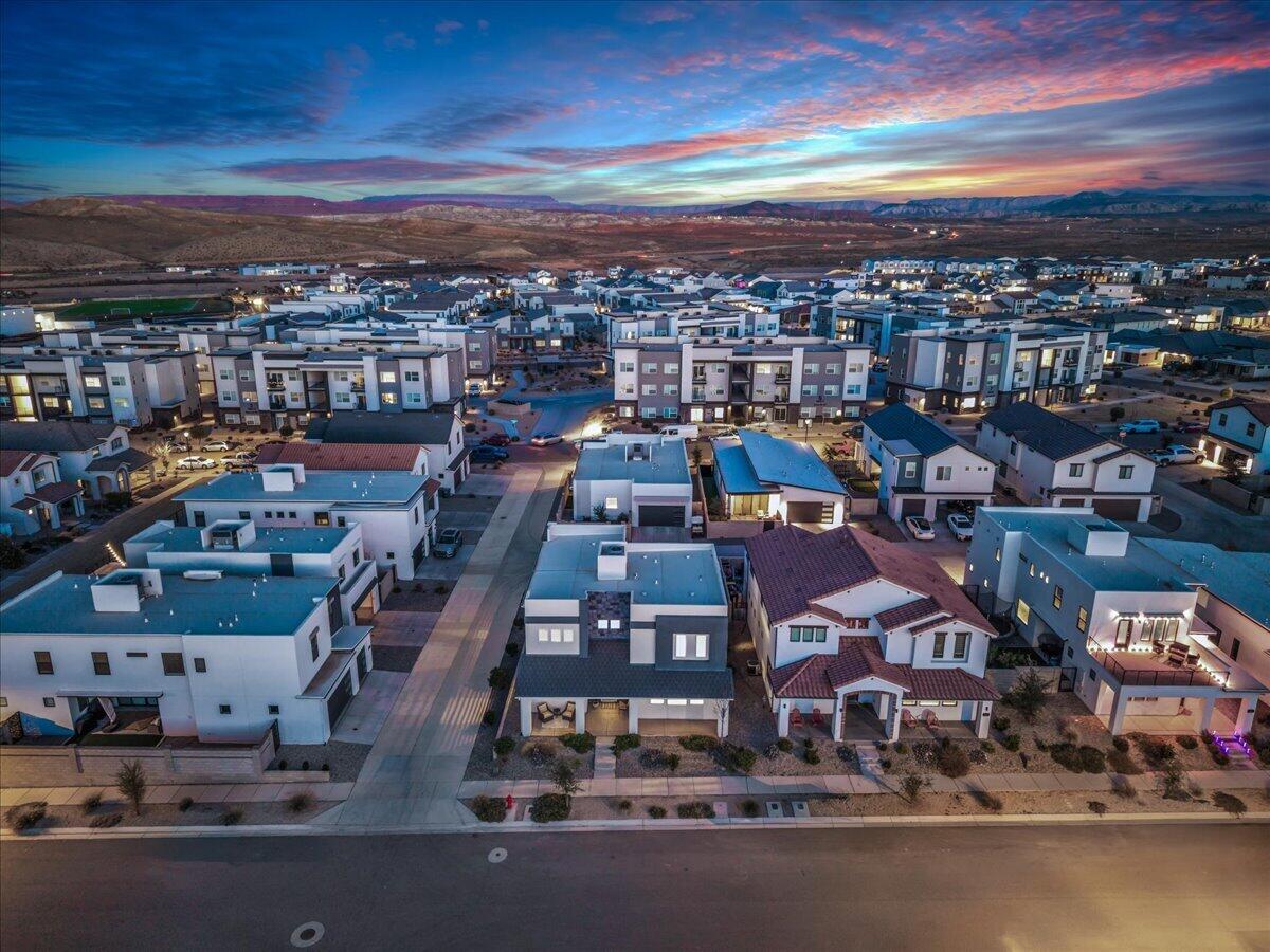 AUBURN HILLS - Residential