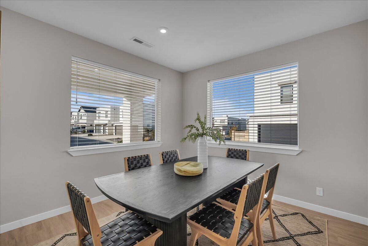 AUBURN HILLS - Residential