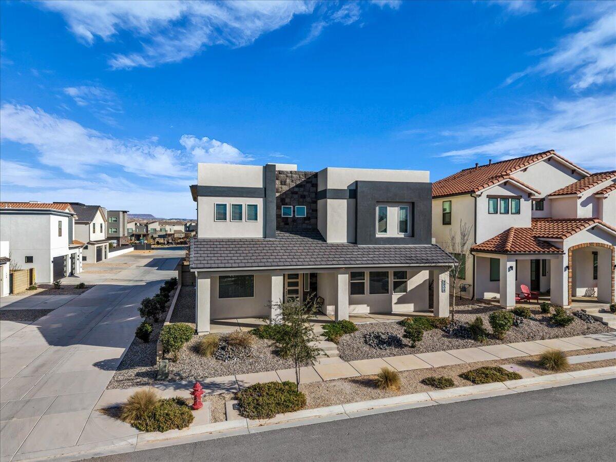 AUBURN HILLS - Residential