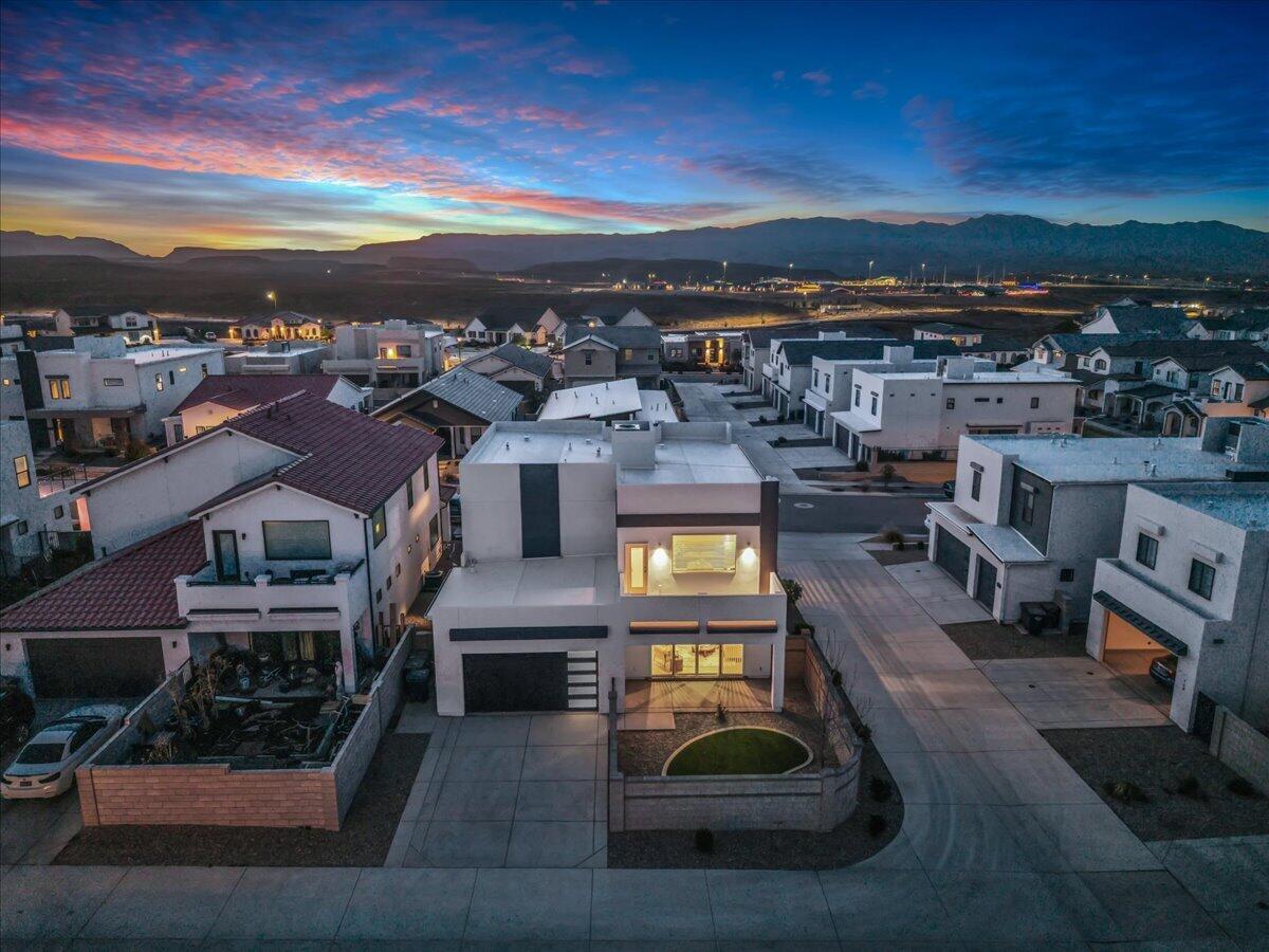 AUBURN HILLS - Residential