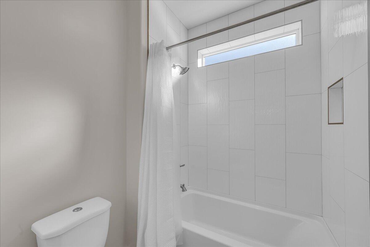 AUBURN HILLS - Residential