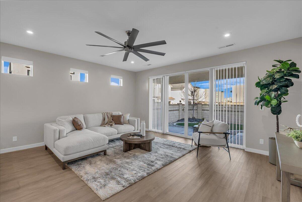 AUBURN HILLS - Residential