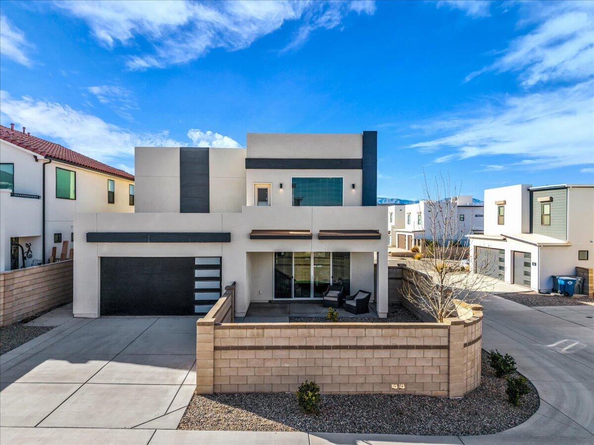 AUBURN HILLS - Residential