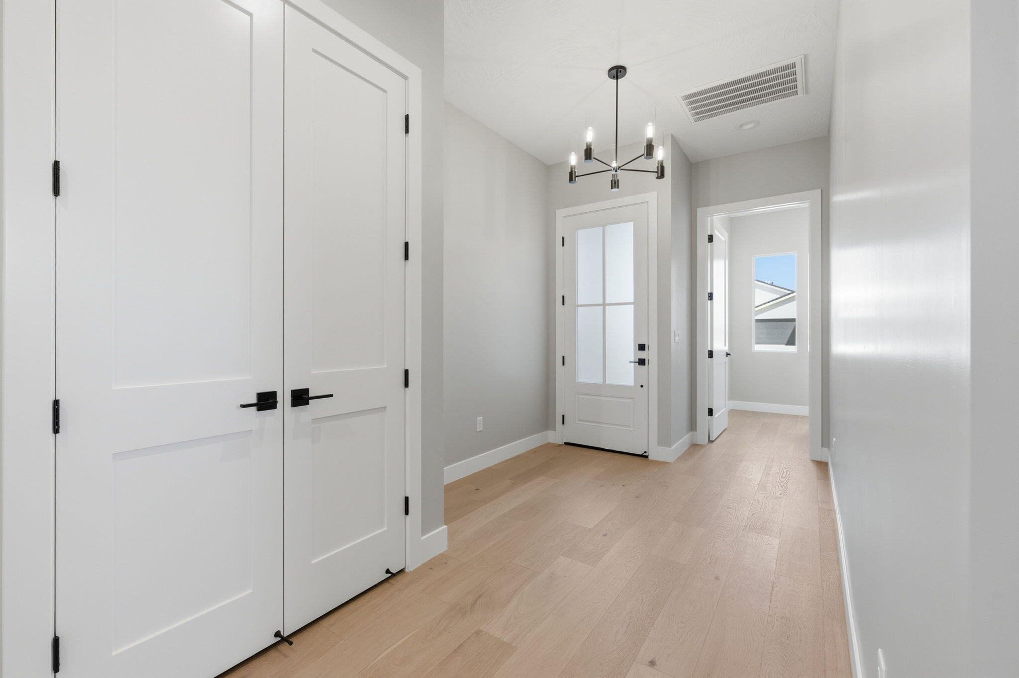 SCENIC POINTE - Residential