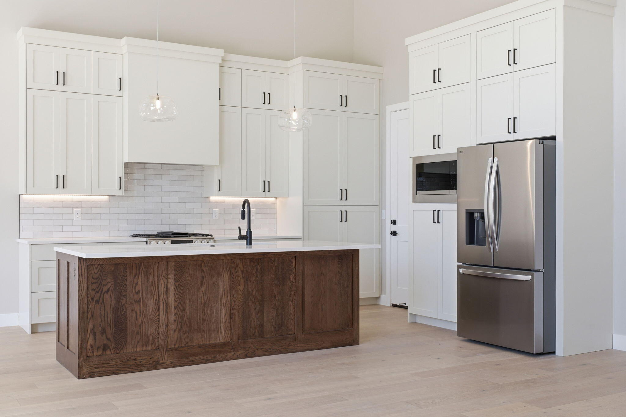 SCENIC POINTE - Residential