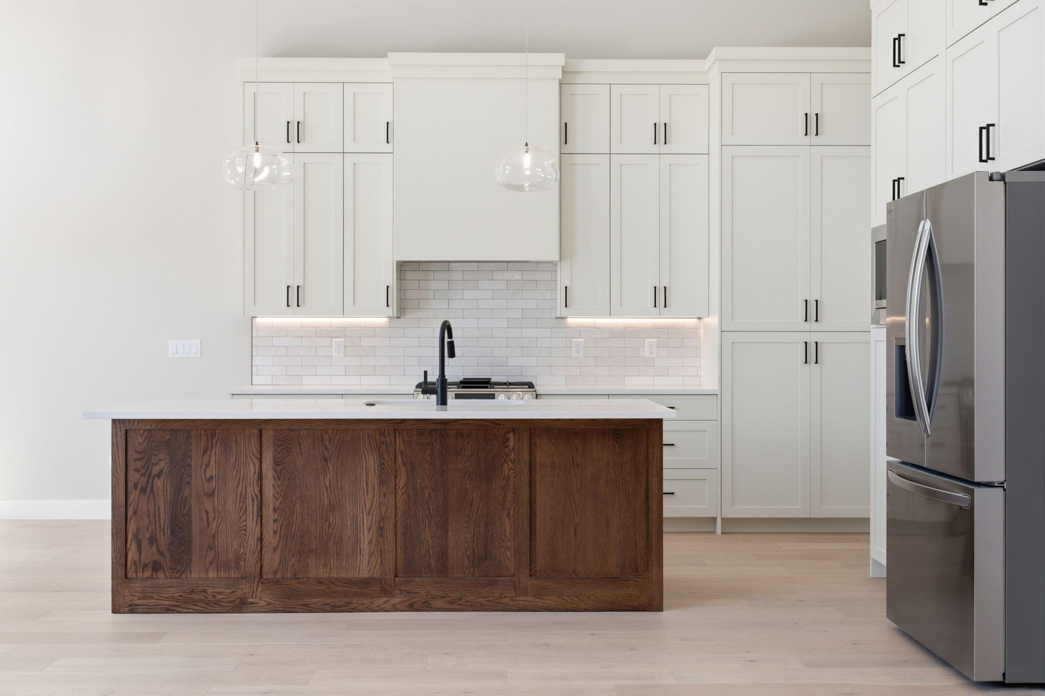 SCENIC POINTE - Residential