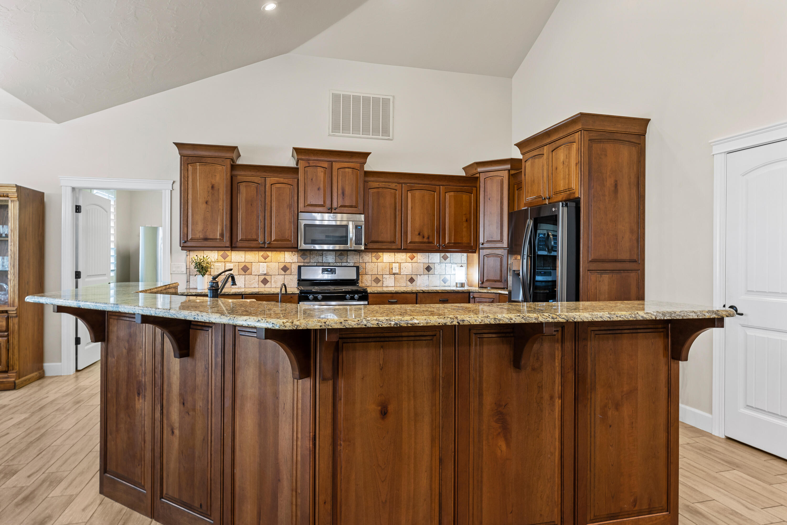 CHATEAUS AT RIVERWOOD ESTATES - Residential