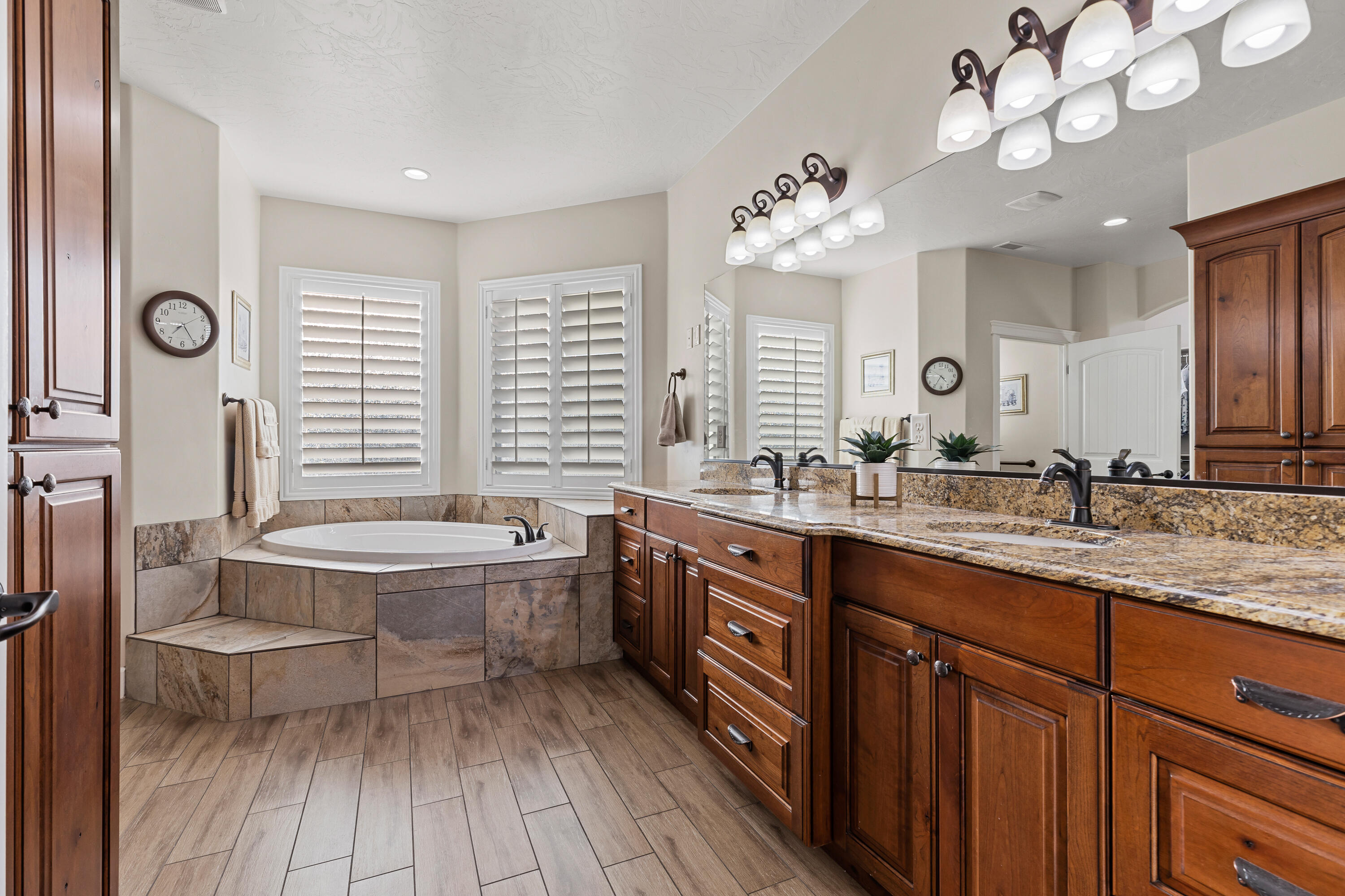 CHATEAUS AT RIVERWOOD ESTATES - Residential