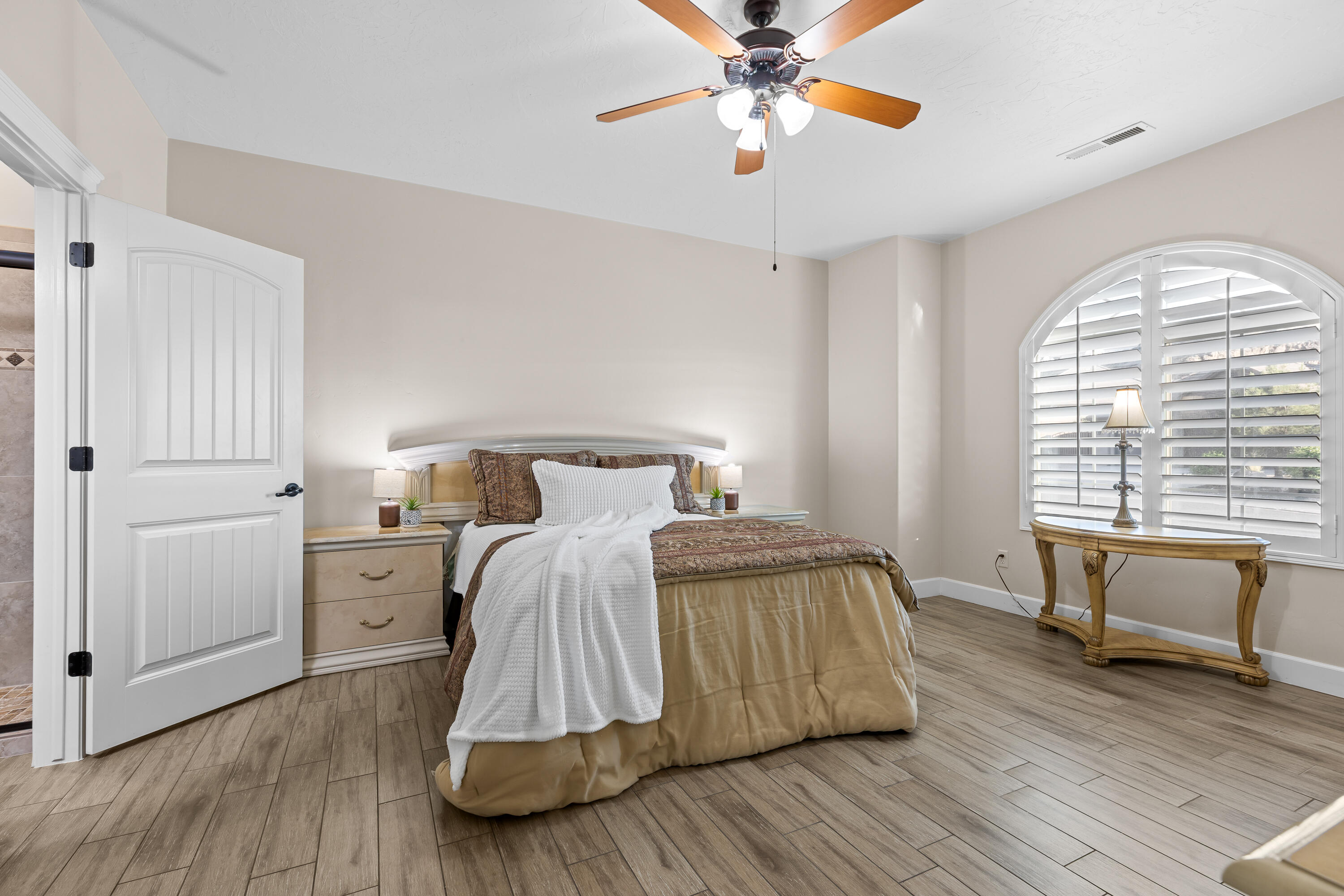 CHATEAUS AT RIVERWOOD ESTATES - Residential