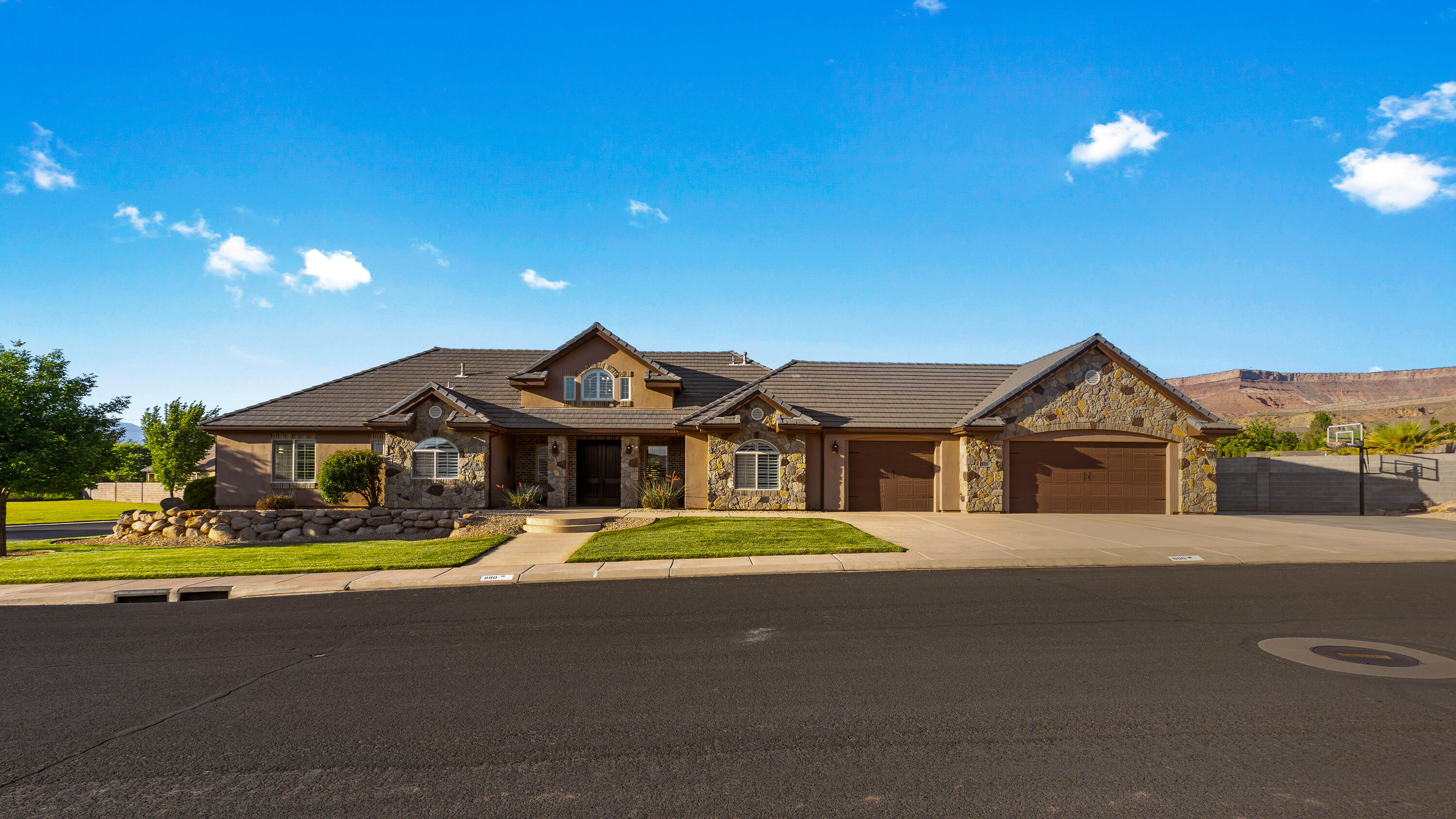 CHATEAUS AT RIVERWOOD ESTATES - Residential