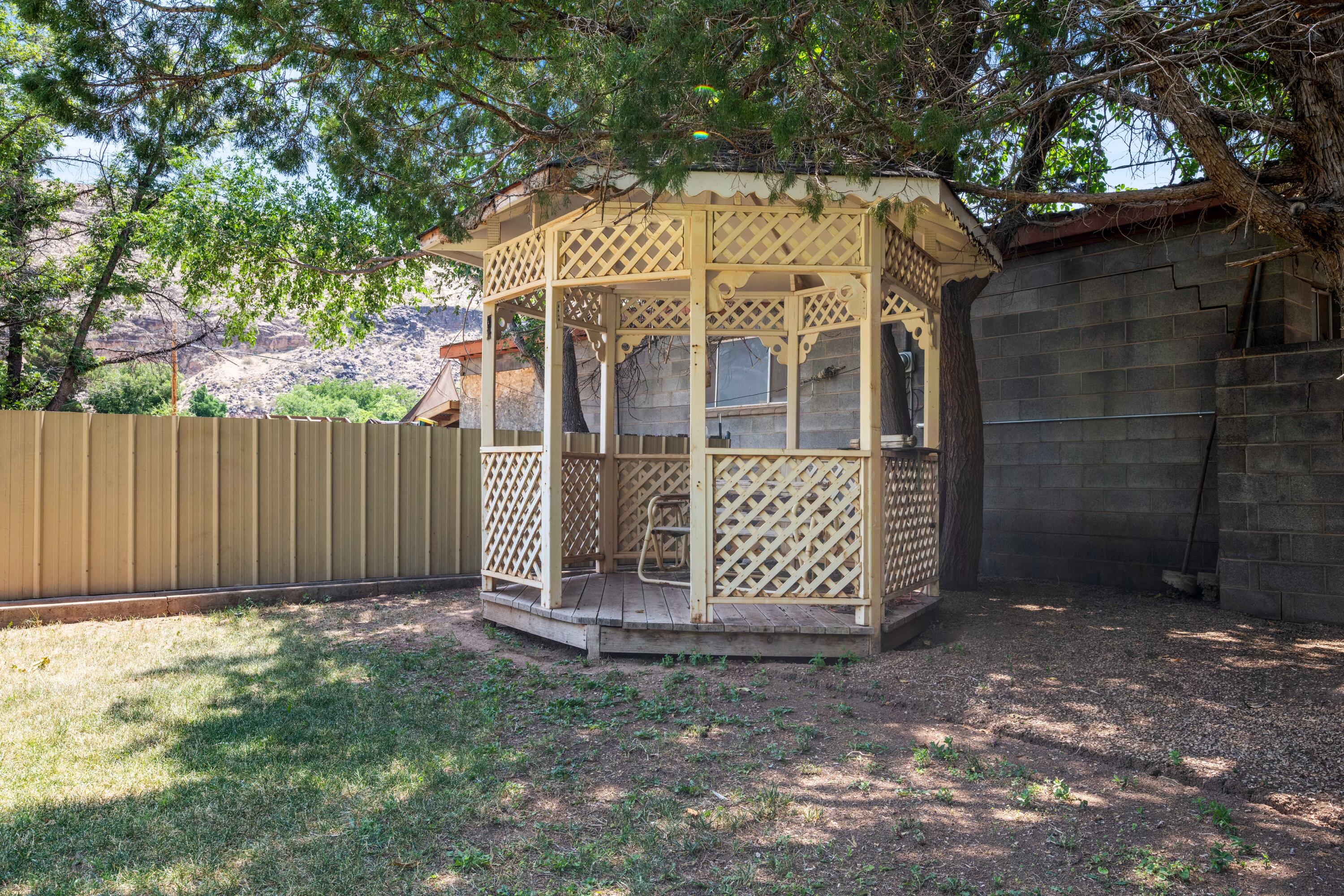 HURRICANE TOWNSITE - Residential