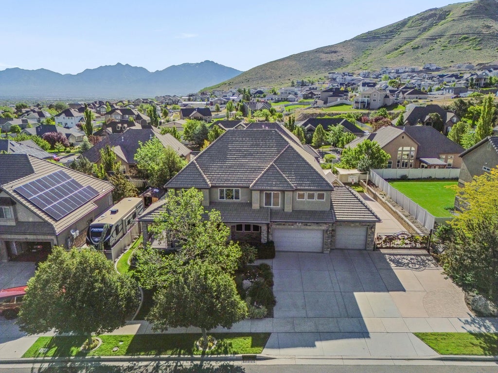 Photo of 14497 S Fox Creek Dr DR, Herriman, UT 84096 (MLS # 26-273588)