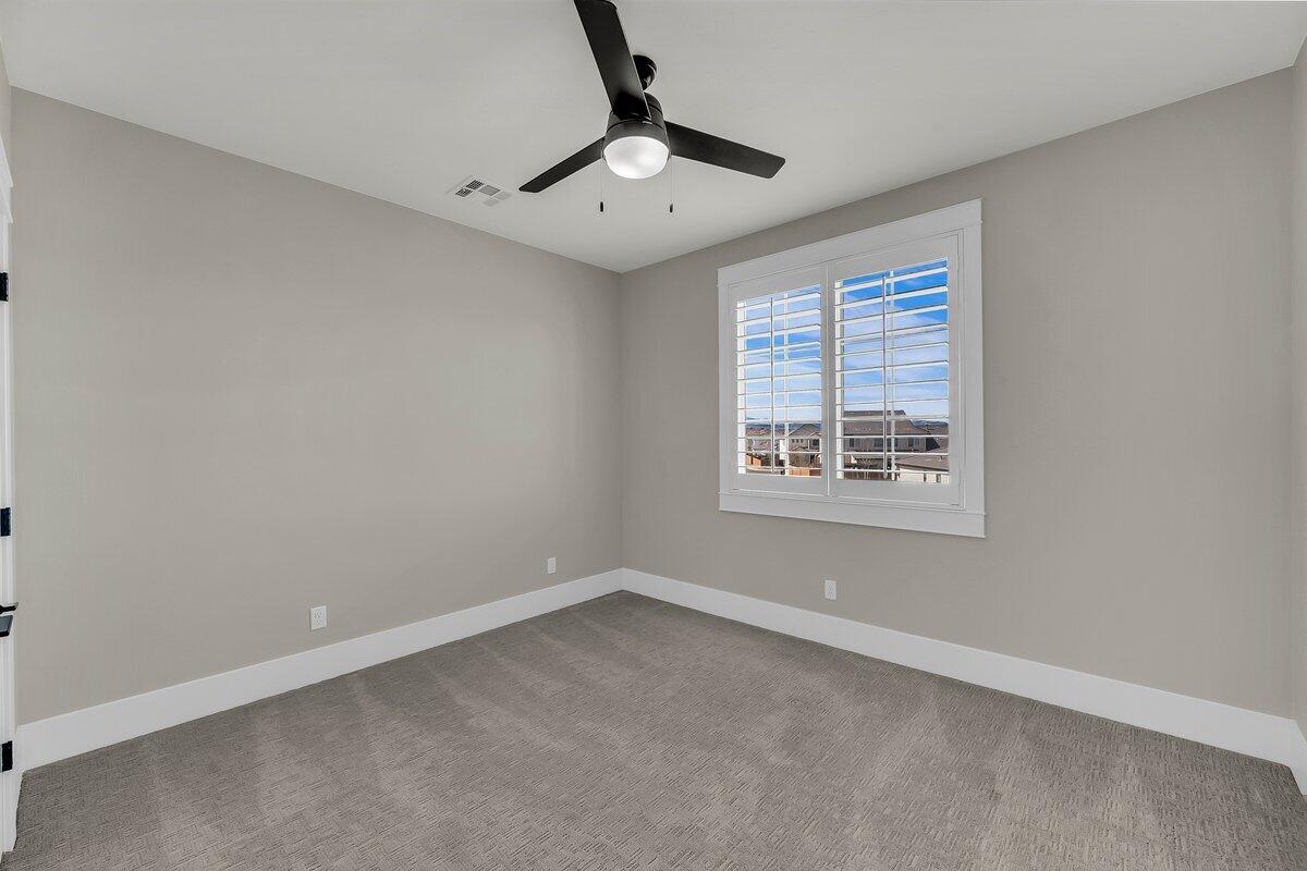 CRIMSON FIELDS - Residential