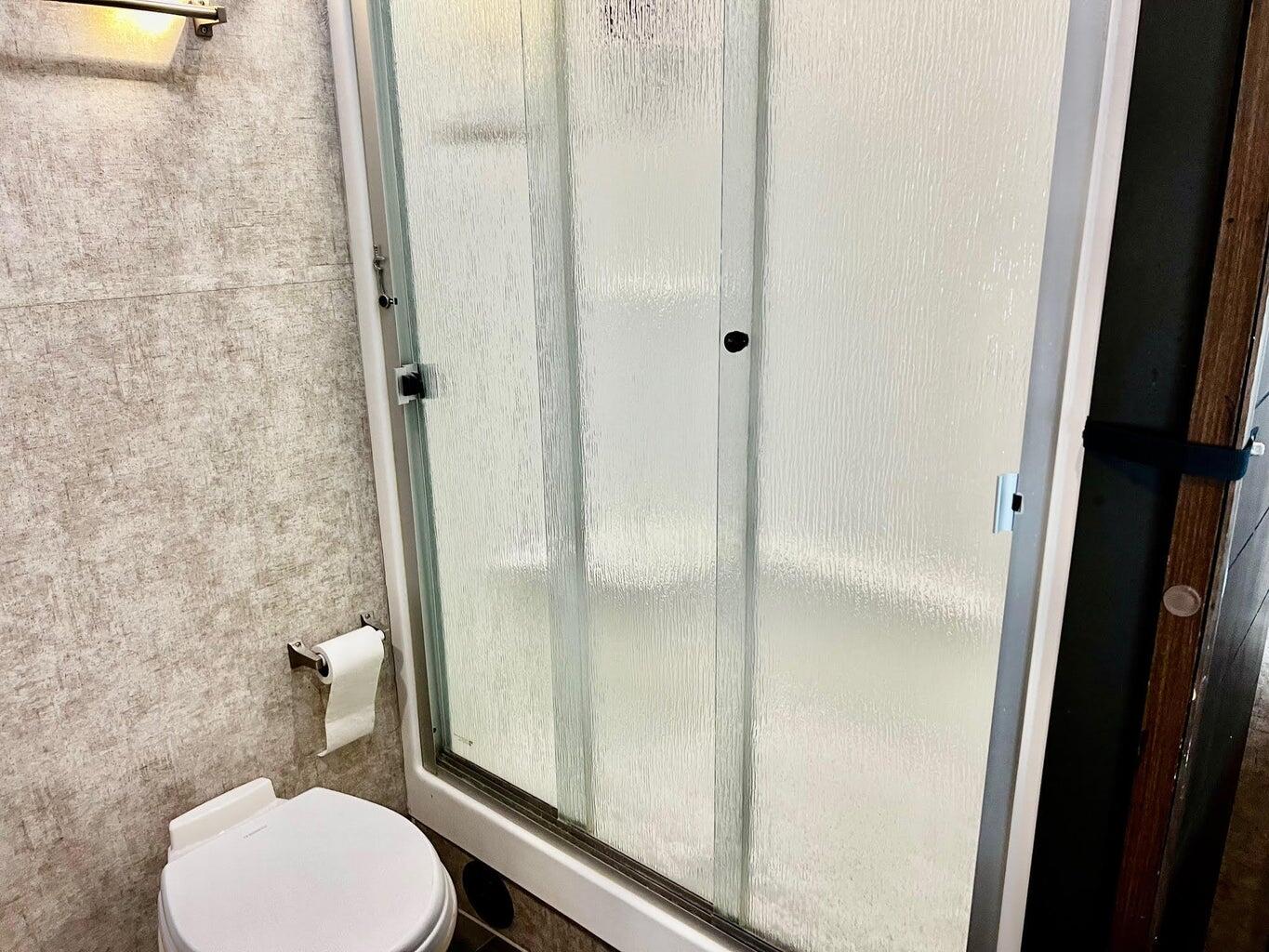 CANYON BREEZE RV RESORT - Land